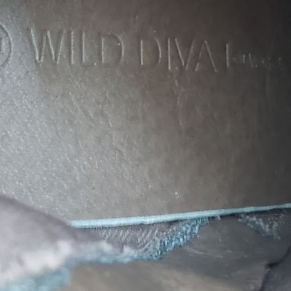 Square Toe Boots Short Heel Size 9 Wild Diva - Picture 4 of 9